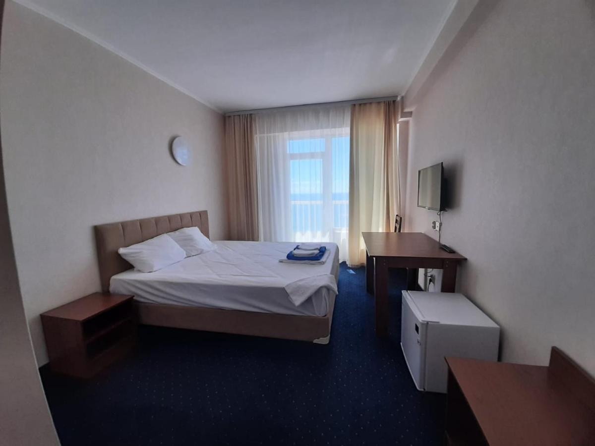 Гранд Отель Россия Goudaouta Extérieur photo